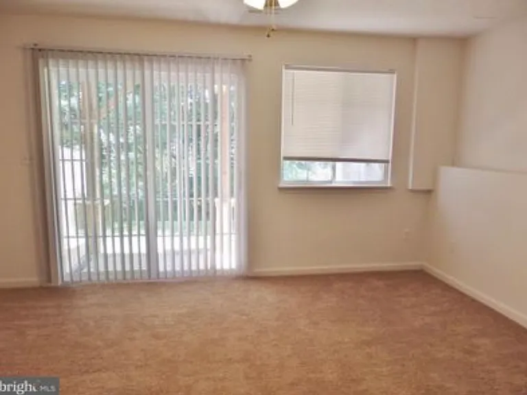 22570 Lower Kells Ln — Photo 19