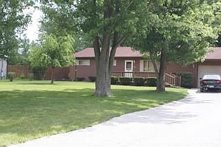 1st image of 107 Meadow Dr