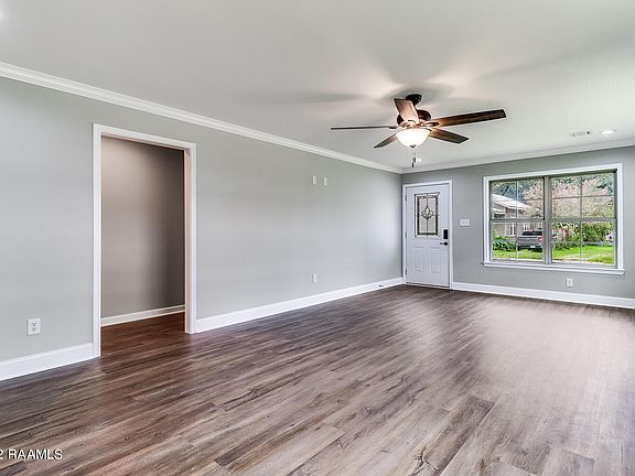 3rd image of 126 Rosier St