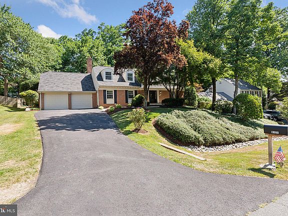 2nd image of 9121 Cranford Dr