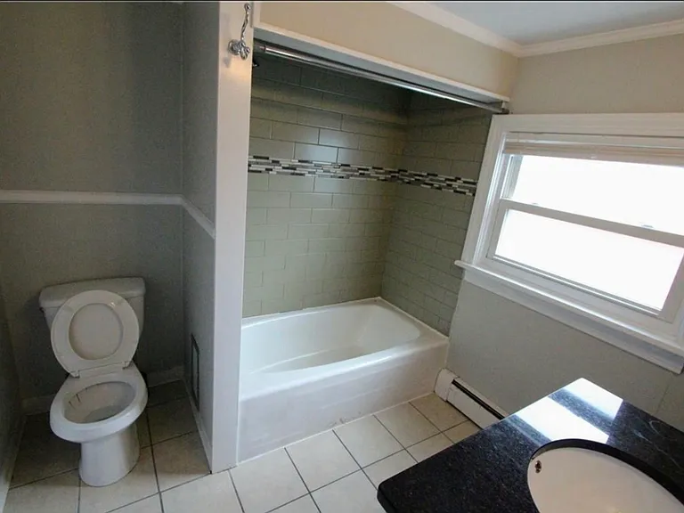 31 Foster St — Photo 18
