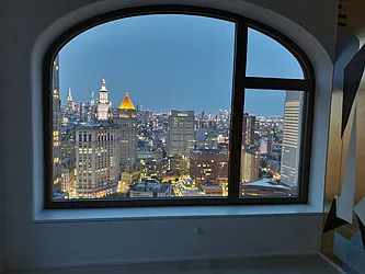 Rented by R New York