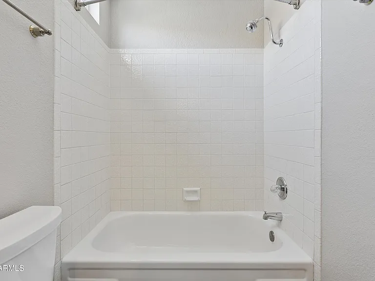 5401 E Beck Ln — Photo 26