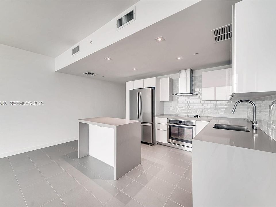 1st image of 1600 NE 1st Ave #12F