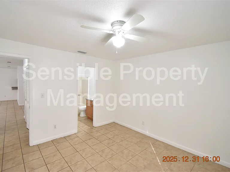 6618 N Church Ave #D — Photo 19