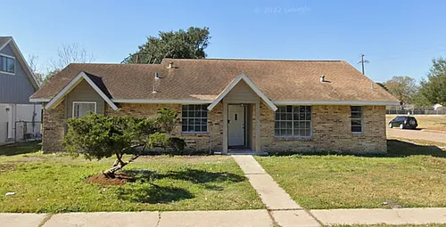 2512 Cherry Ln Photo 1