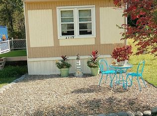 2719 Coachlight Pl, Saint Joseph, MO 64503