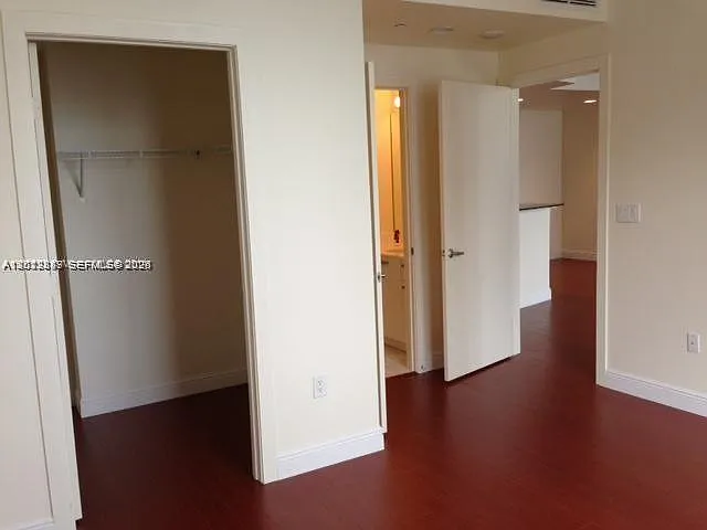 1060 Brickell Ave #2305 — Photo 2