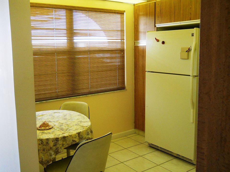 Eat in Kitchen