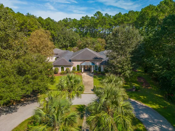 141 Old Savannah Ct, Moncks Corner, SC 29461