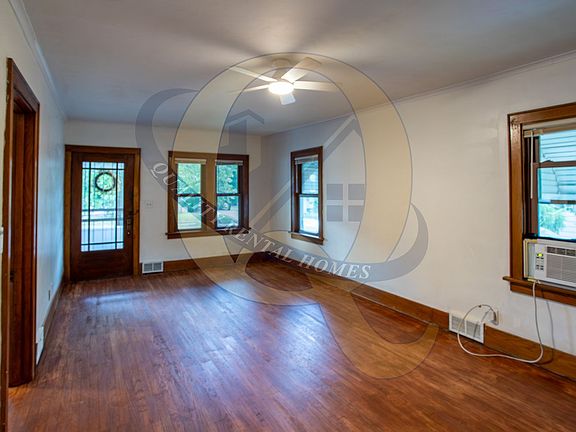 4th image of 1919 Cartier St