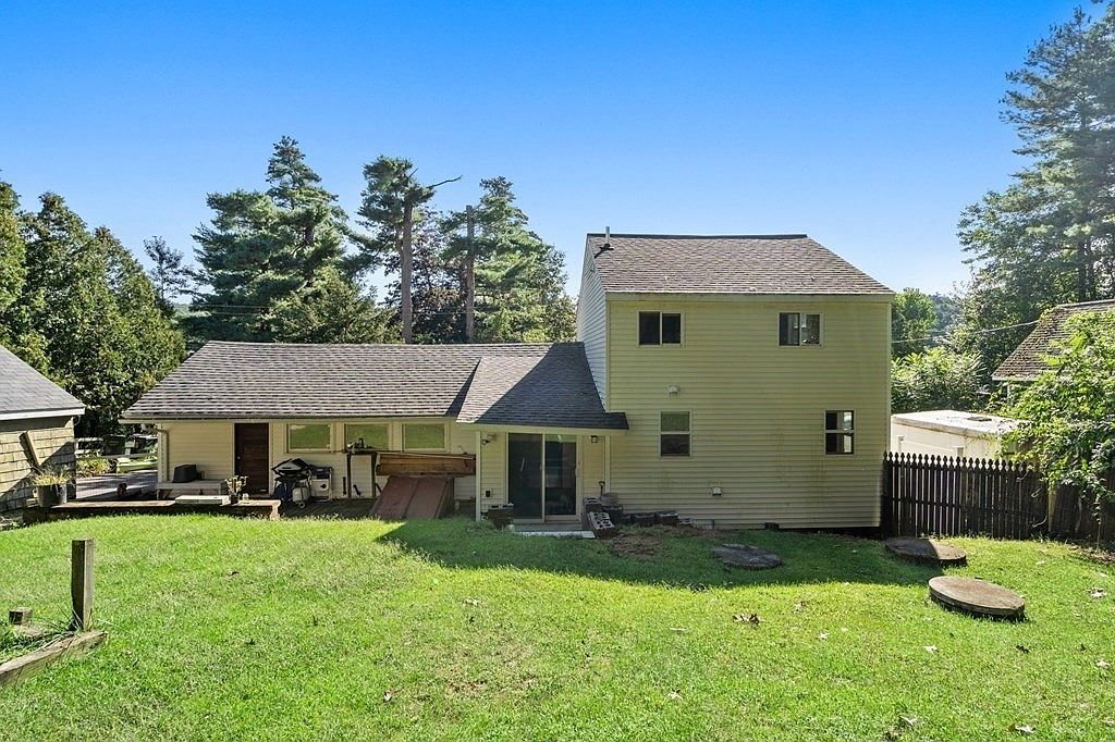 14 Craig Rd, Holland, MA 01521 Zillow