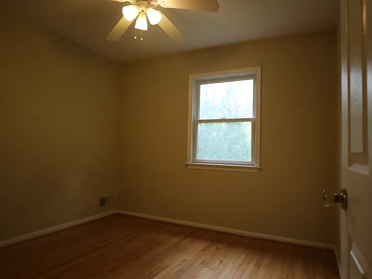 10052 Colebrook Ave — Photo 20