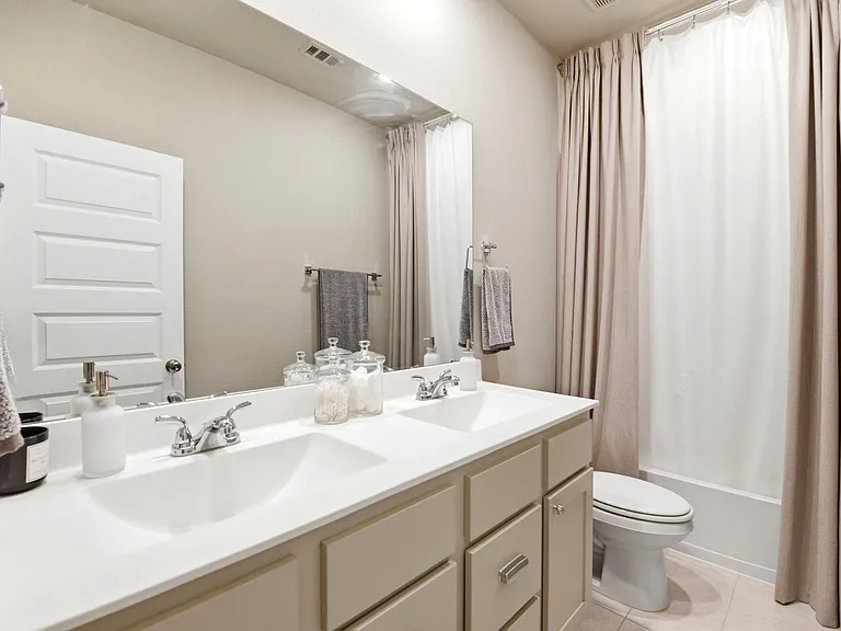 27927 Spring Falls Ct — Photo 32