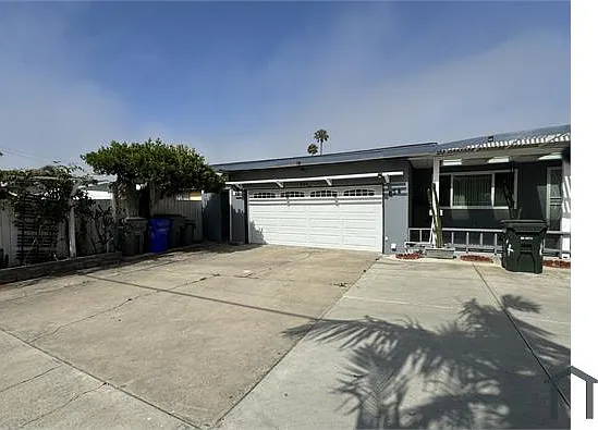834 Florida St — Photo 5