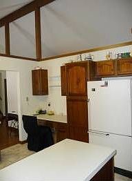 3rd image of 836 Briar Hill Dr