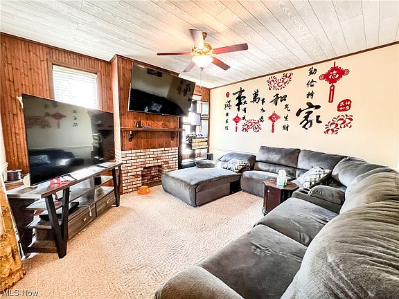 2nd image of 717 Loretta Ave