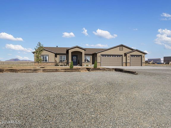 2nd image of 10280 N Dozer Drive