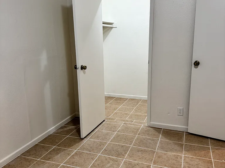 2548 Saint George St #0 — Photo 6