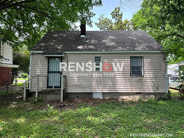 1580 Hugenot St — Photo 11