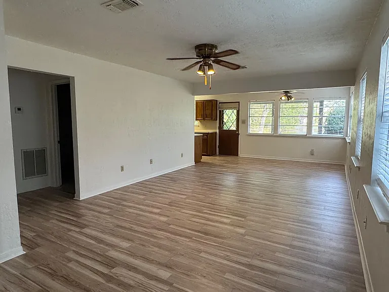 18121 Atkinson Ln — Photo 13