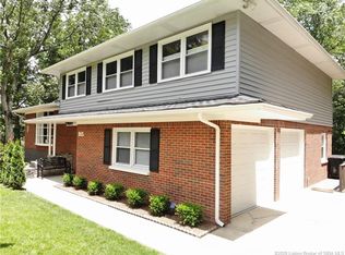 915 Oakland Dr, New Albany, IN 47150