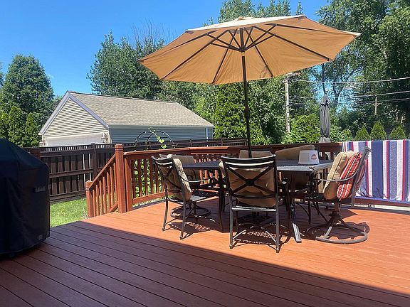 Rear deck