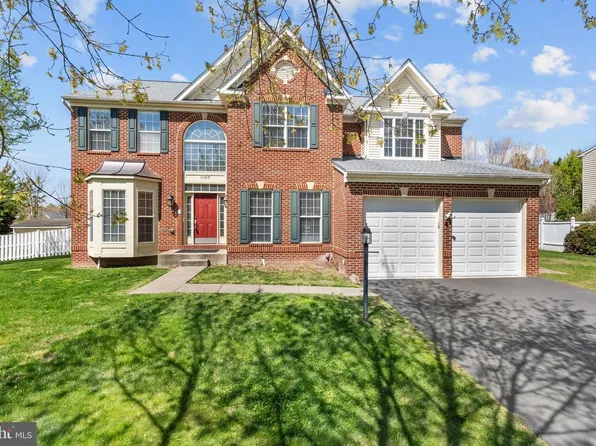 10513 Moonglow Ct, Manassas, VA 20112