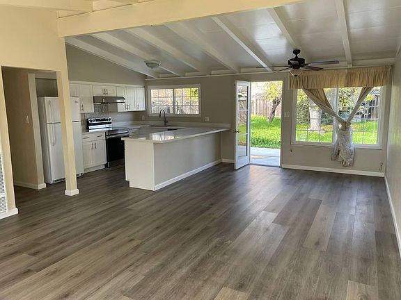 2nd image of 1107 Fairwood Ave