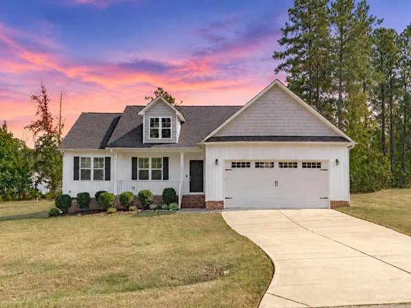 324 Lasswade Ct, Zebulon, NC 27597