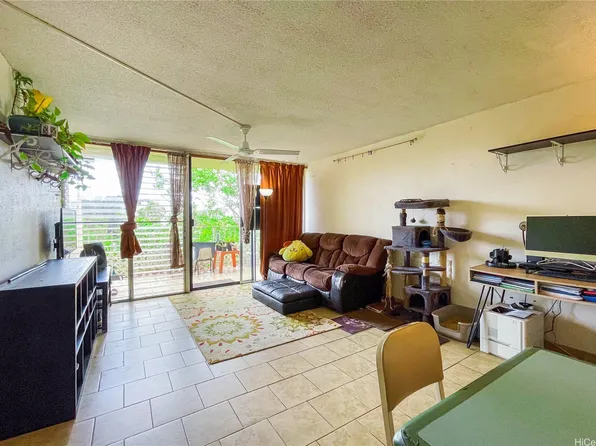 95-2052 Waikalani Pl APT B404, Mililani, HI 96789