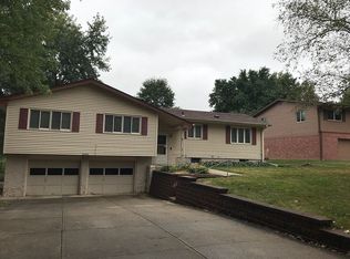 12515 Pierce St, Omaha, NE 68144