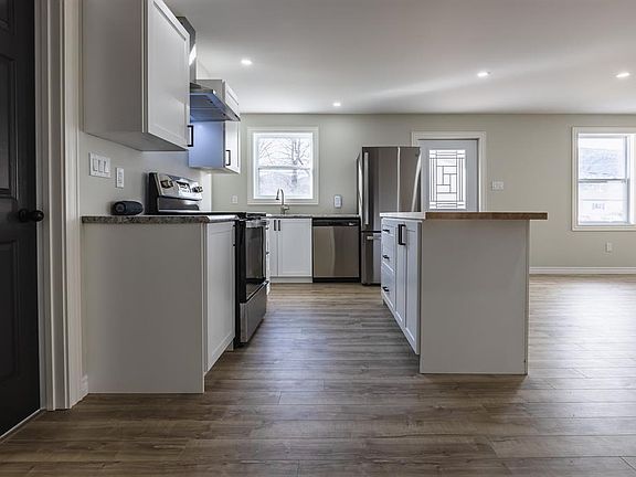 5th image of 51 Hillview Road