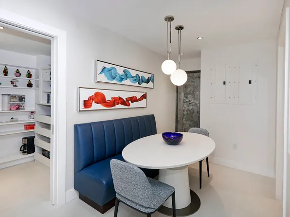 1111 Park Avenue image 13 of 24