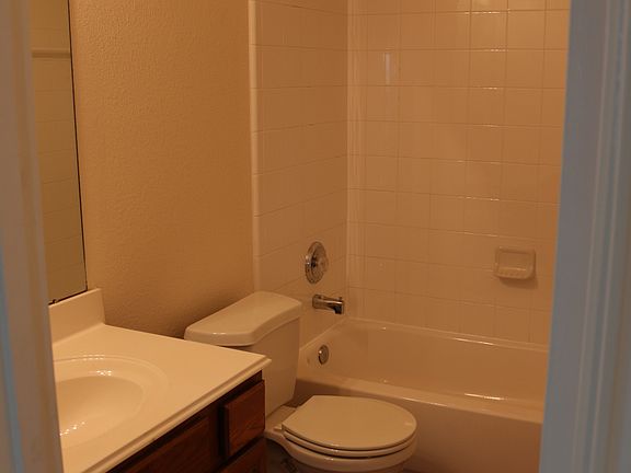 5th image of 1695 Nichole Woods Dr