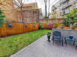 3 Bedford St APT 1A, New York, NY 10014