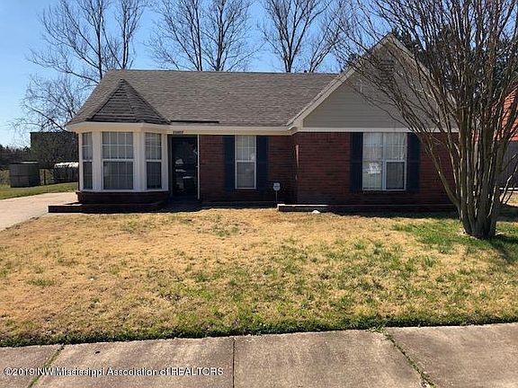 2nd image of 10403 Oak Leaf Dr