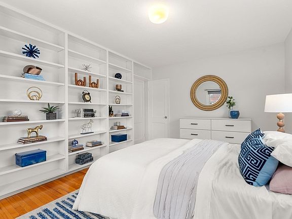 5th image of 648 Washington St #648