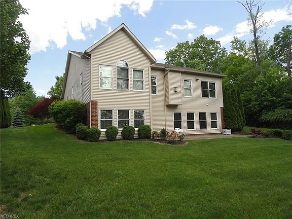 2nd image of 407 Starr Line Dr