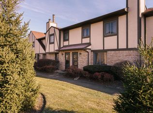 5277 Ruthton Rd #22, Columbus, OH 43220