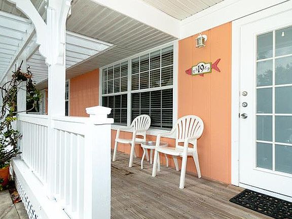 3rd image of 1603 Gulf Dr N #19