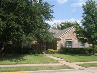 1320 E Miller Dr, Cedar Hill, TX, 75104