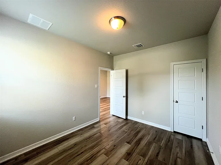 2101 Dillon Pond Ln #B — Photo 30