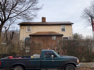 94 Liberty St, Tarentum, PA 15084