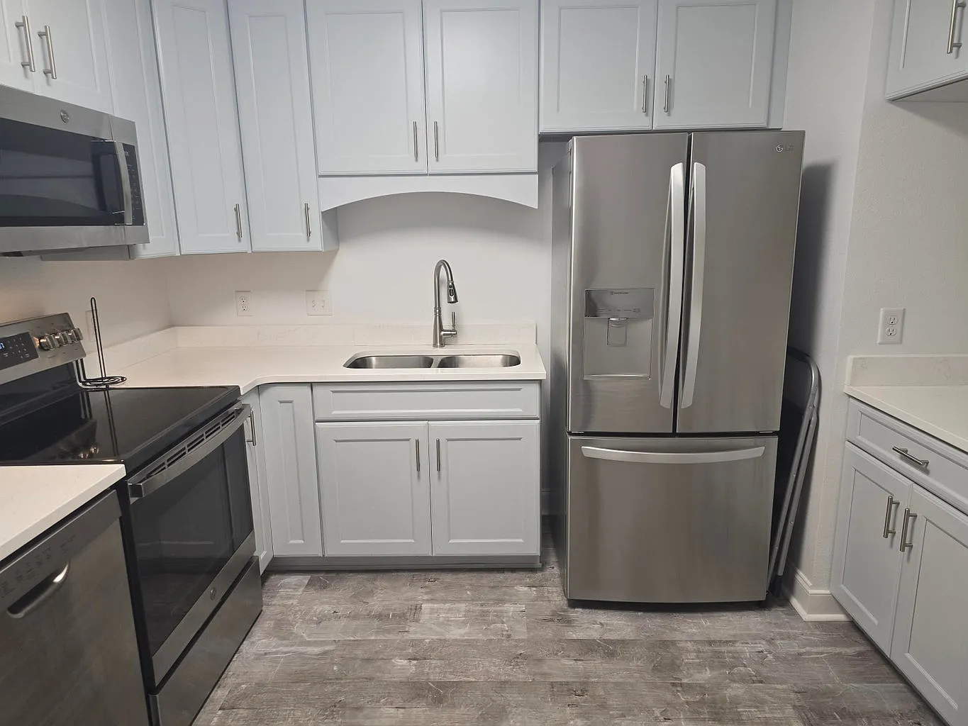 1 bed, 756 sqft, $1,600 — Photo 4