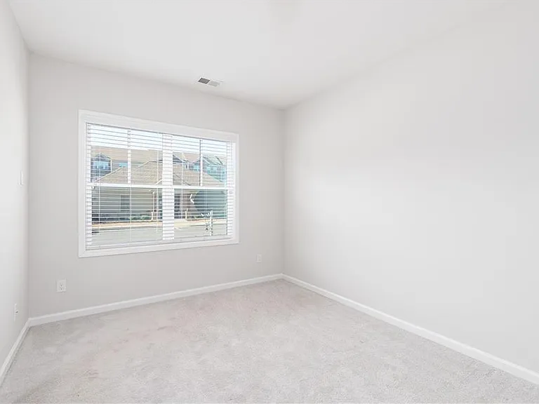 770 Sunset Park Dr — Photo 18