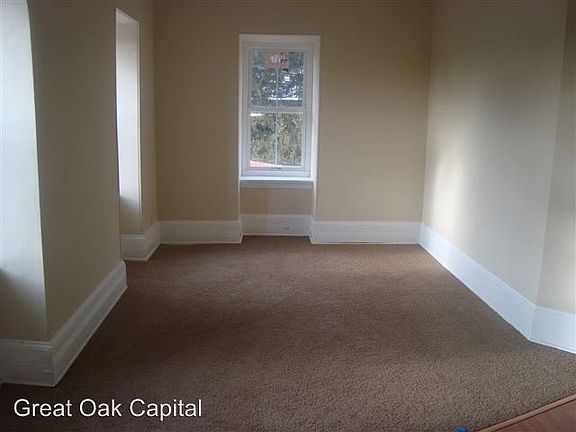 4th image of 224 N Gay St APT 3D