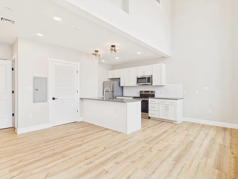 The Lofts at Midtown — Photo 19