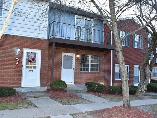 276 Temple Hill Road #302, New Windsor, NY 12553