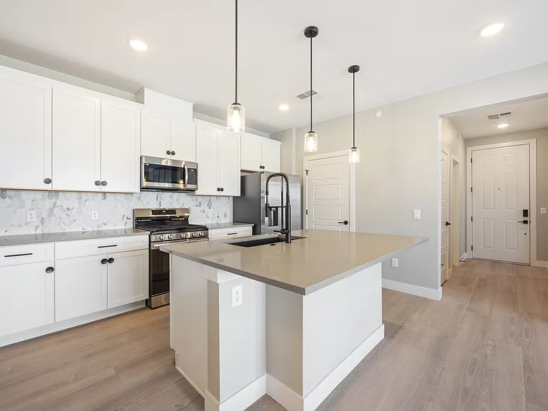 16335 Askins Loop #N2 — Photo 5